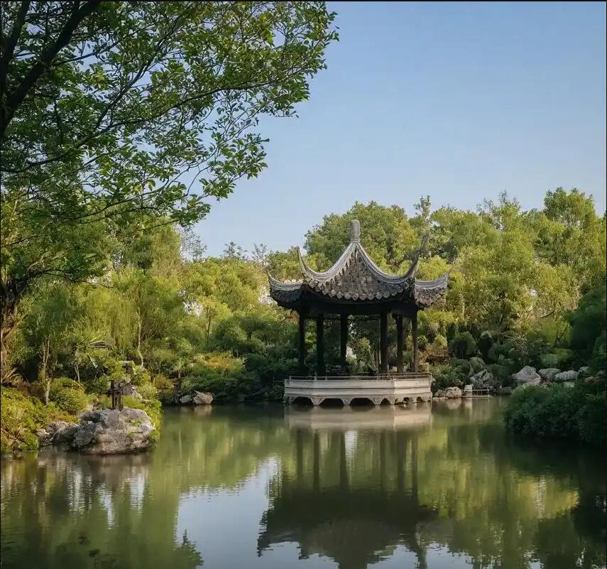 柯坪县语芙餐饮有限公司